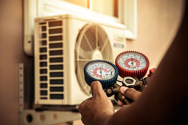 Professional Ac Installation technician working in Mashpee, MA